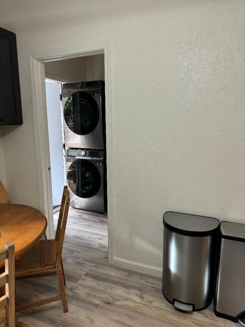 Bumblebee House Apartment โอ๊กแลนด์ ภายนอก รูปภาพ